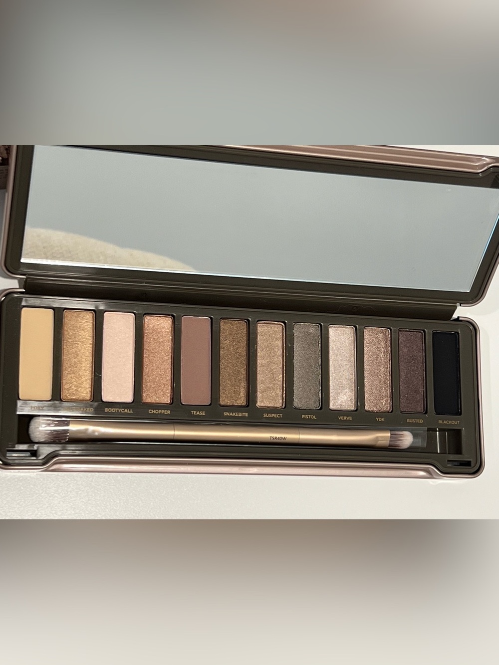 NIB DISCONTINUED BY BRAND Naked 2 Urban Decay